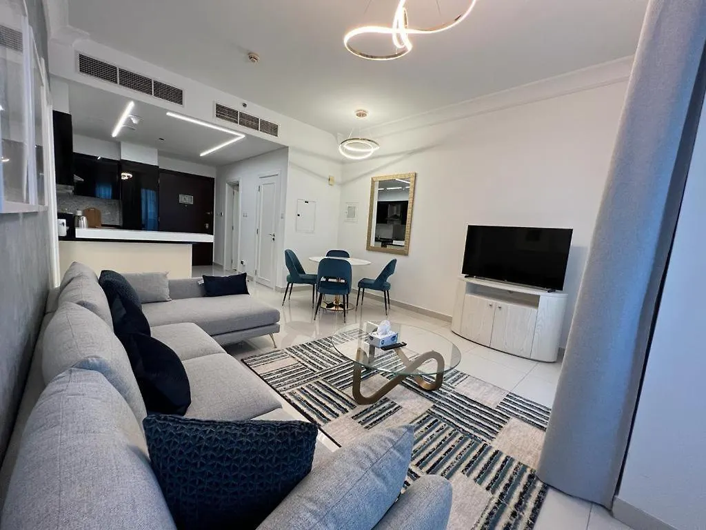 Stunning 1Bedroom With Great Views In Downtown contacts